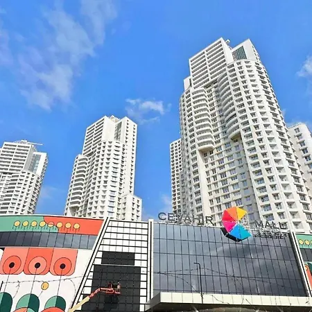 Royal On The 24th Sky *