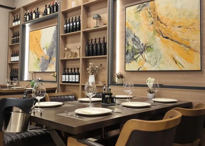 Royal On The 24th Sky