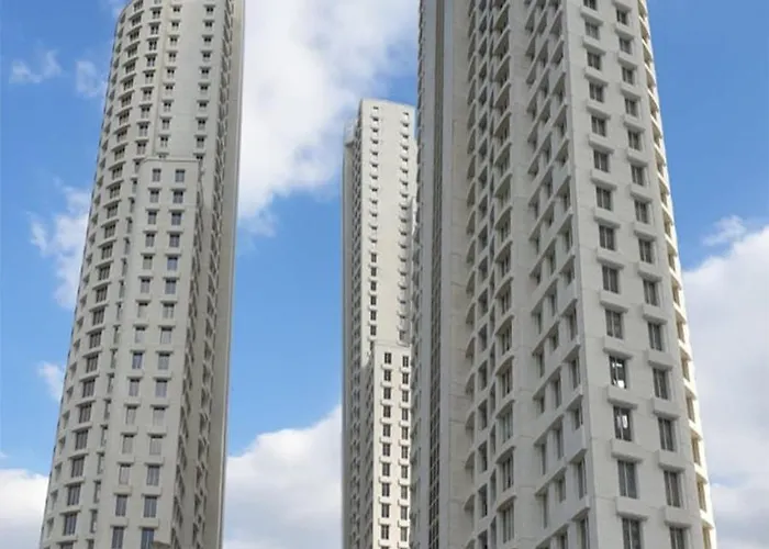 Royal On The 24th Sky Apartment