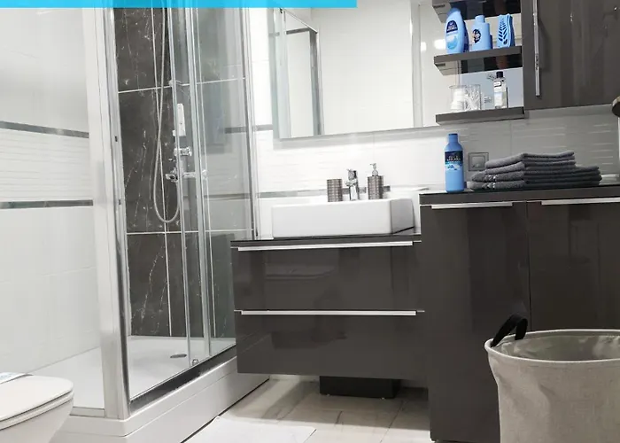 Royal On The 24th Sky 公寓